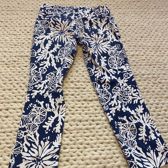 Blue and white Lilly Pulitzer pants - Picture 3 of 3